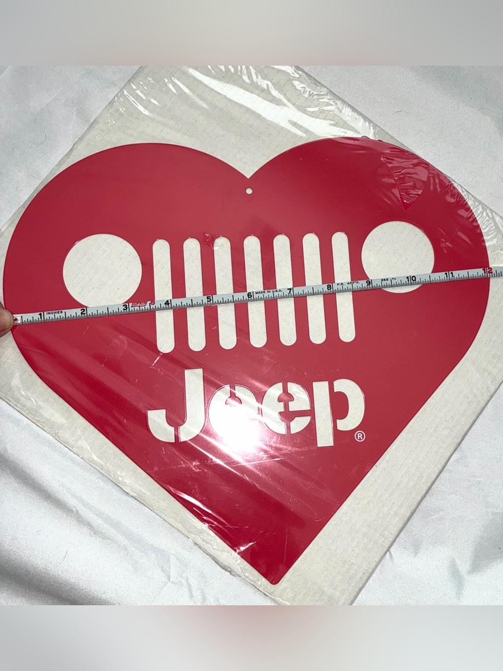 Jeep pink Heart Logo Wall Accent